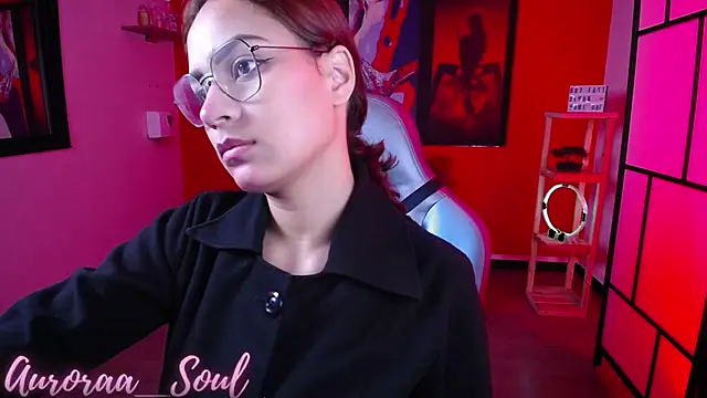 Snapshot of Auroraa_soul chatting on 10-29-25, 01:46 Auroraa soul online show from 10-29-25, 01:46