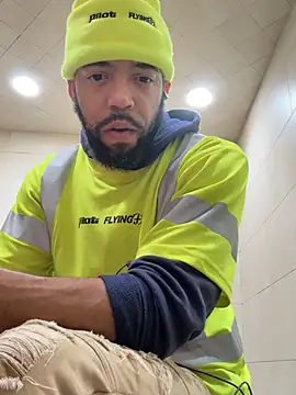 Snapshot of SIXKING7410 chatting on 02-07-26, 07:34 SIXKING7410 online show from 02-07-26, 07:34