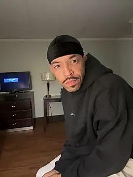 Snapshot of SIXKING7410 chatting on 03-04-26, 12:38 SIXKING7410 online show from 03-04-26, 12:38