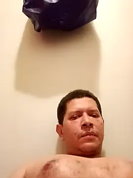 Snapshot of machoactivo1 chatting on 02-24-25, 05:54 machoactivo1 online show from 02-24-25, 05:54