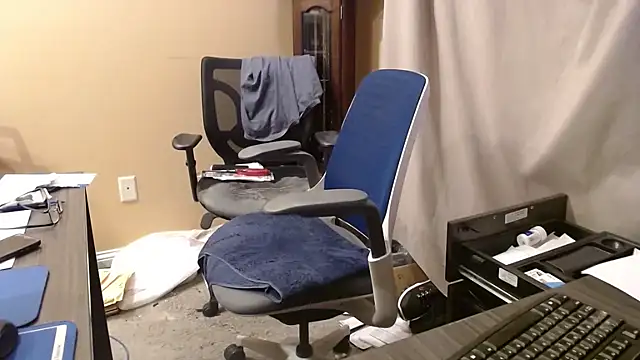 olderandwiser2 online show from 10-19-25, 03:29