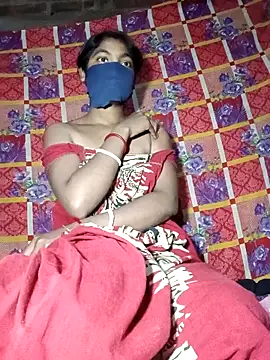 Snapshot of CuteRani001 chatting on 12-18-25, 06:41 CuteRani001 online show from 12-18-25, 06:41