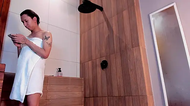 Georgina Palacios  online show from 03-15-25, 11:50