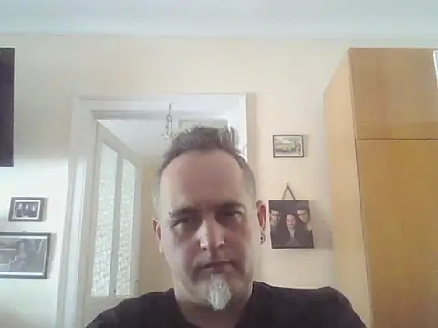 Szolga10 online show from 04-06-26, 10:16