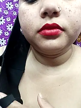 Snapshot of seetatiwari chatting on 02-22-25, 03:58 seetatiwari online show from 02-22-25, 03:58