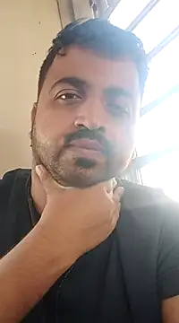 Snapshot of Vij717 chatting on 02-15-25, 06:02 Vij717 online show from 02-15-25, 06:02