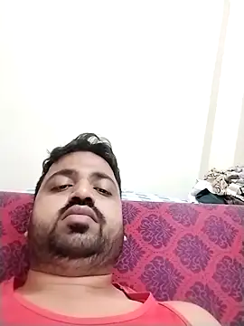 Snapshot of Vij717 chatting on 02-18-25, 02:27 Vij717 online show from 02-18-25, 02:27