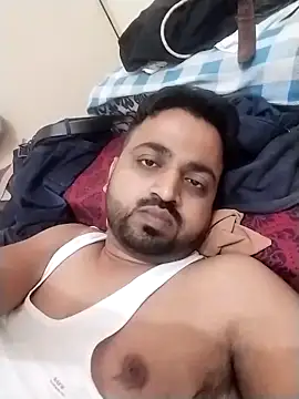 Snapshot of Vij717 chatting on 03-06-25, 02:51 Vij717 online show from 03-06-25, 02:51