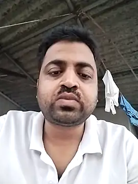 Snapshot of Vij717 chatting on 09-20-25, 12:50 Vij717 online show from 09-20-25, 12:50