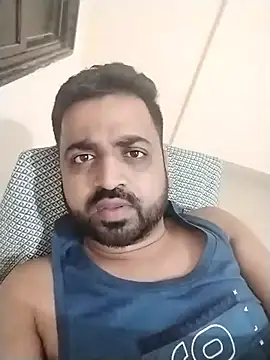 Snapshot of Vij717 chatting on 10-16-25, 05:36 Vij717 online show from 10-16-25, 05:36