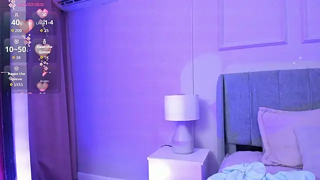 Snapshot of elizabeth_20 chatting on 12-19-25, 07:32 elizabeth 20 online show from 12-19-25, 07:32