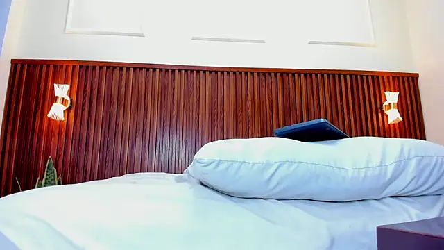 MELINAMARTINS online show from 03-06-25, 10:47