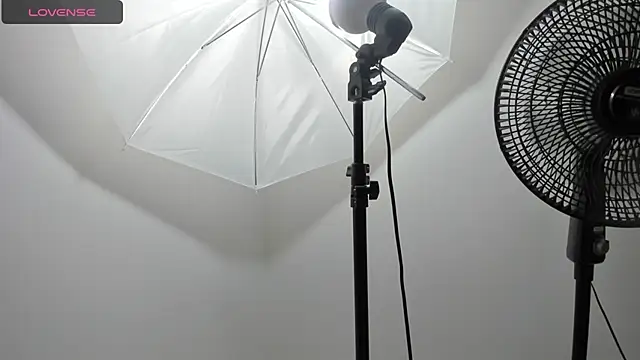 Snapshot of lagoshi_haro chatting on 02-10-25, 03:46 lagoshi haro online show from 02-10-25, 03:46