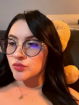 ValentinaOrtiz3 online show from 01-19-26, 02:26