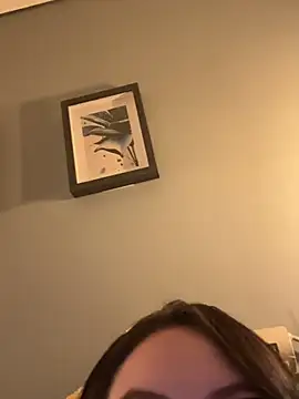 ValentinaOrtiz3 online show from 04-22-26, 02:36