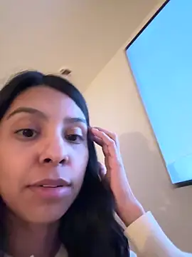 Valeedoll online show from 03-24-26, 04:17