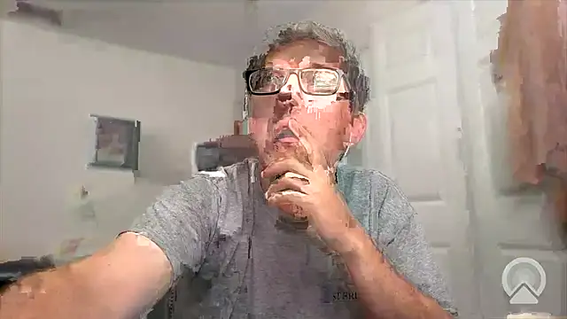 Snapshot of Milflover96 chatting on 03-14-26, 07:30 Milflover96 online show from 03-14-26, 07:30