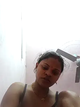 Snapshot of Hot_couple493 chatting on 02-13-25, 08:13 Hot couple493 online show from 02-13-25, 08:13