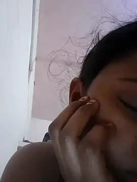 Snapshot of Hot_couple493 chatting on 02-22-25, 11:13 Hot couple493 online show from 02-22-25, 11:13