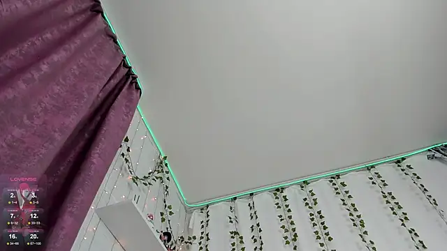 Snapshot of b4by_Emilia chatting on 03-16-25, 08:43 b4by Emilia online show from 03-16-25, 08:43