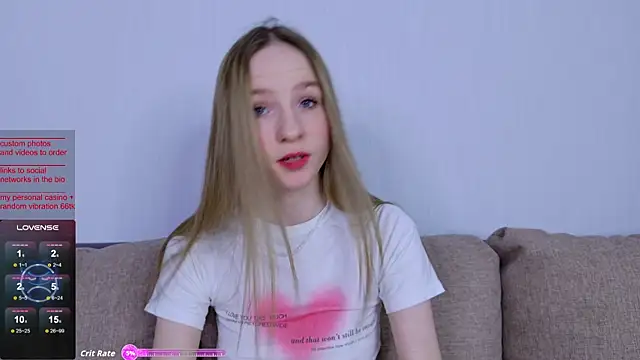 Snapshot of b4by_Emilia chatting on 11-07-25, 10:59 b4by Emilia online show from 11-07-25, 10:59