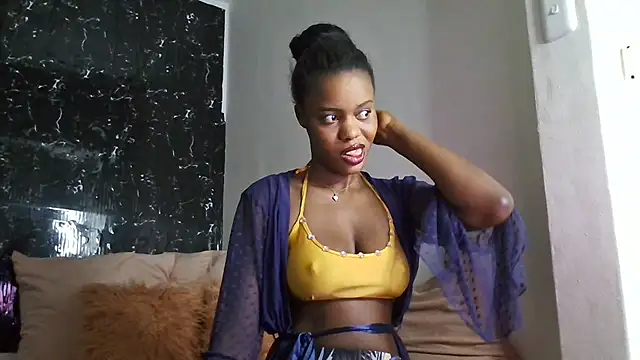 Snapshot of victora3 chatting on 09-09-25, 03:50 victora3 online show from 09-09-25, 03:50