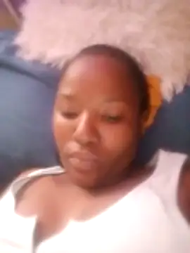 Coco Nile online show from 06-17-26, 08:28