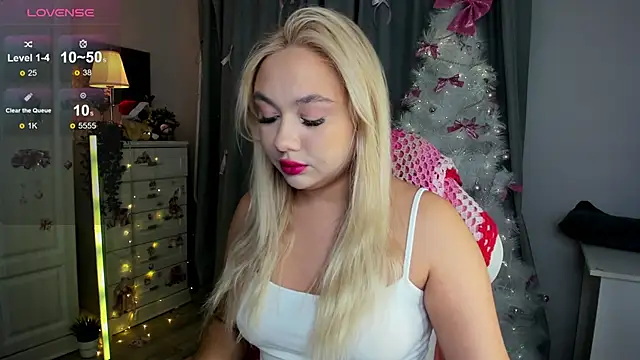 Snapshot of _Loneve__ chatting on 01-14-26, 03:23 Loneve online show from 01-14-26, 03:23