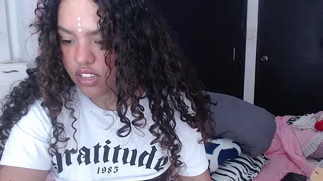 Anitta bell online show from 02-14-25, 12:51