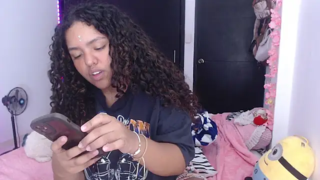 Anitta bell online show from 02-14-25, 03:54