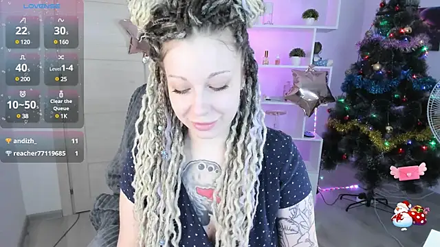 Snapshot of HoneySallyMoore chatting on 12-25-24, 07:56 HoneySallyMoore online show from 12-25-24, 07:56