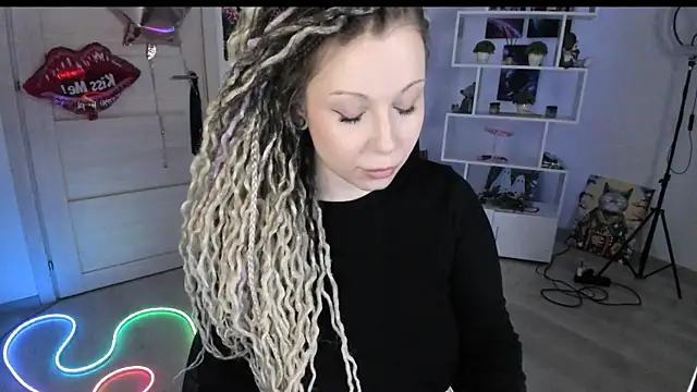 HoneySallyMoore online show from 02-26-26, 06:40