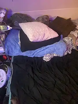 favoritestepsis online show from 12-01-25, 02:33