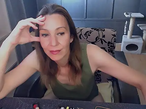 hannaha online show from 05-18-26, 10:32