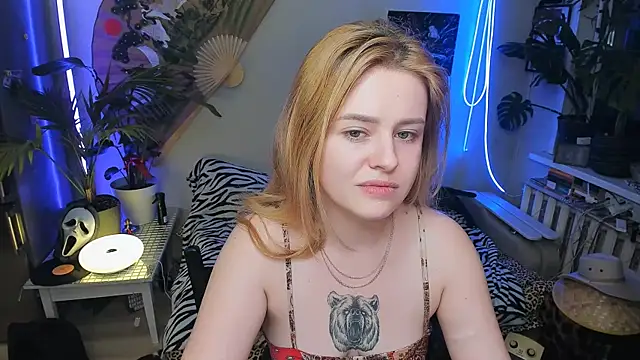 Alexa Pirs online show from 12-03-25, 07:34