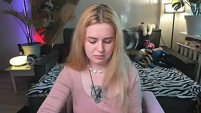 Snapshot of Alexa_Pirs chatting on 06-16-26, 03:14 Alexa Pirs online show from 06-16-26, 03:14