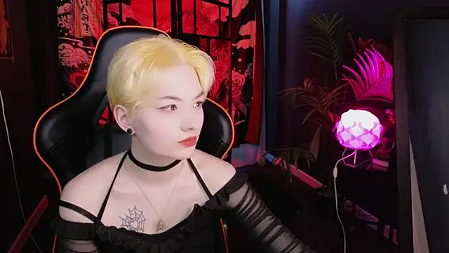 Akemi Sora  online show from 03-09-25, 05:22