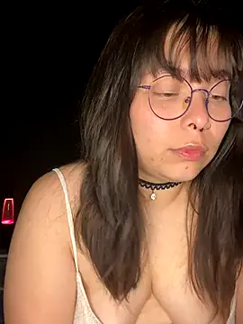 Snapshot of Solo_yoss chatting on 10-16-25, 06:25 Solo yoss online show from 10-16-25, 06:25