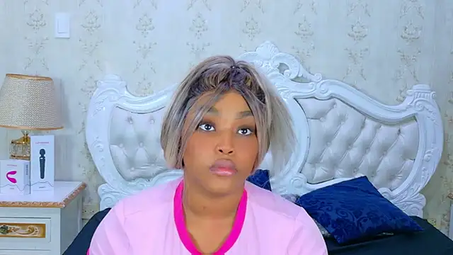 TianahGlow online show from 11-28-25, 09:06