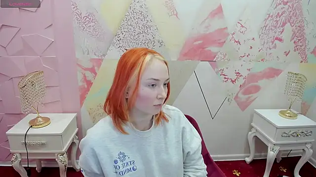 Snapshot of Myst_Rue chatting on 02-11-25, 12:37 Myst Rue online show from 02-11-25, 12:37