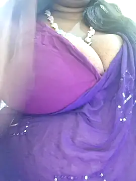 Snapshot of SX-JUHI chatting on 11-11-25, 02:06 SX-JUHI online show from 11-11-25, 02:06