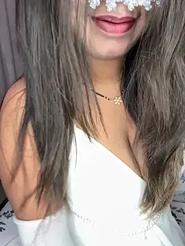 WifyHubby 38 online show from 02-24-26, 06:39