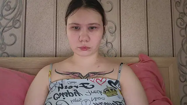 Snapshot of Little_kitsune1707 chatting on 10-07-25, 06:54 Little kitsune1707 online show from 10-07-25, 06:54