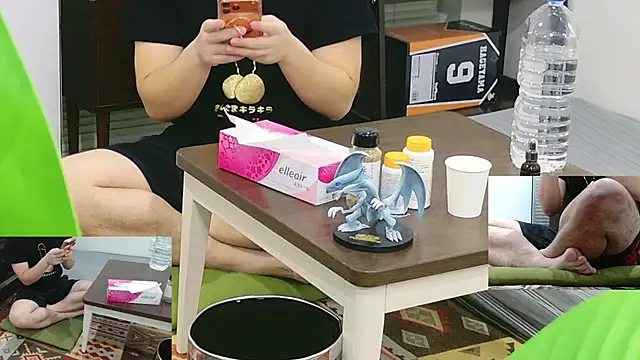 YARASERO-kun online show from 03-06-26, 11:17