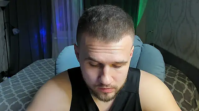 Snapshot of Vladik_b chatting on 03-01-25, 07:26 Vladik b online show from 03-01-25, 07:26