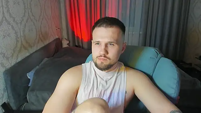 Snapshot of Vladik_b chatting on 05-28-26, 06:38 Vladik b online show from 05-28-26, 06:38