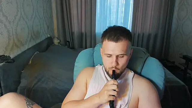 Vladik b online show from 06-20-26, 06:22