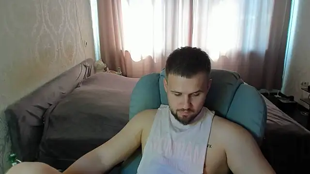 Vladik b online show from 06-26-26, 08:52