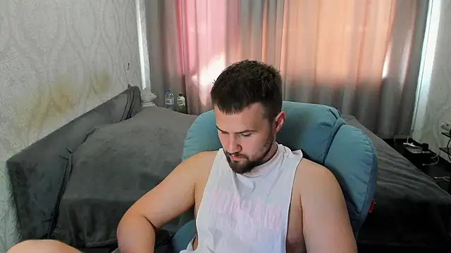 Vladik b online show from 07-07-26, 08:51