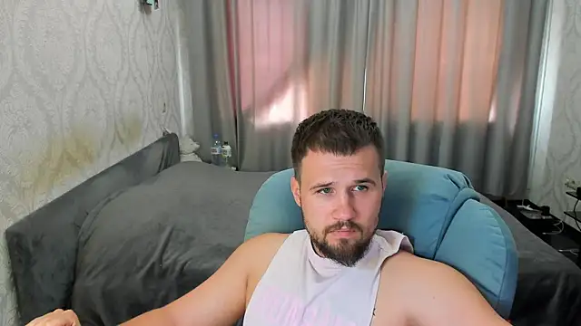 Vladik b online show from 07-08-26, 09:03